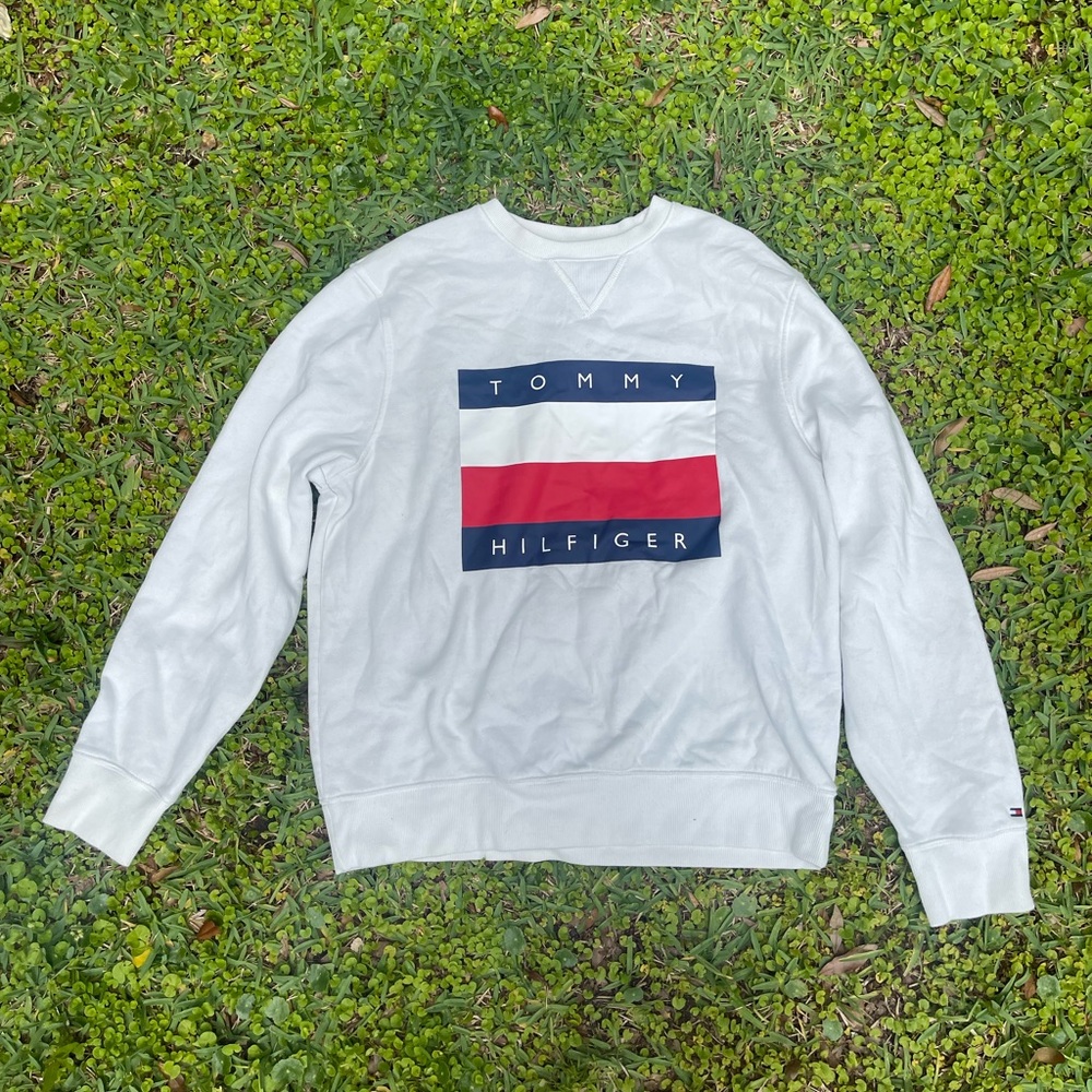 tommy hilfiger sweatshirt